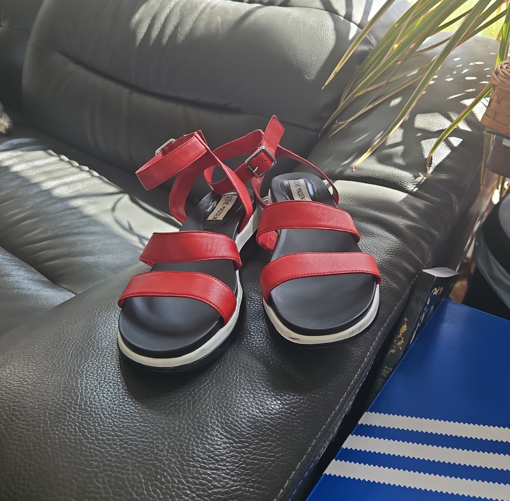 Steve Madden Womens Red Leather Ankle Strap Small Platform Wedge Sandals